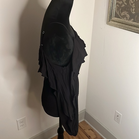 INC International Concepts black smocked cold shoulder ruffled top blouse Sz L - Picture 3 of 8